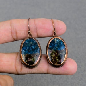 Pendiente de turmalina de sandía Pendiente de cobre electroformado Hermosa joyería hecha a mano Joyería de cobre Increíbles pendientes de piedras preciosas Regalo para esposa