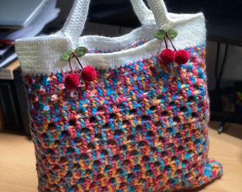 Sac fourre-tout au crochet printemps cerise