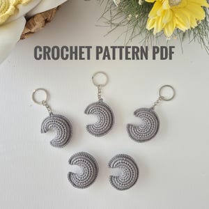 Moon keychain Crochet PATTERN PDF, crochet weather keychain, crochet sunr keychain, moon magnet