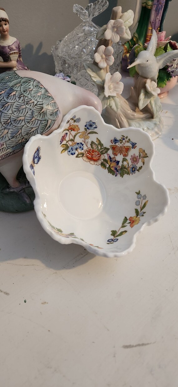 装飾ボウル、エインズレイ コテージ ガーデン シェル型皿 - Etsy 日本