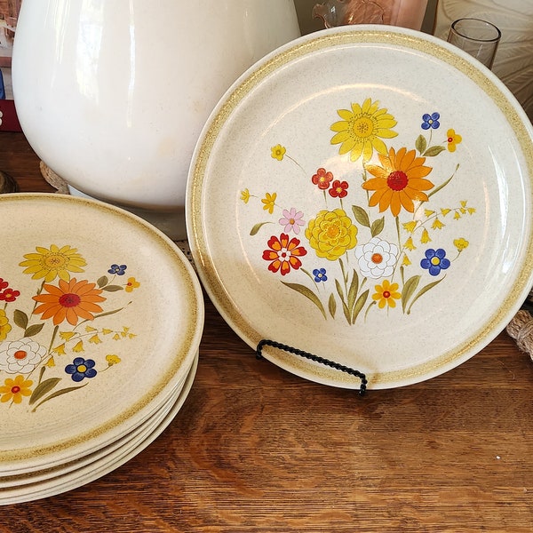 Stoneware by Montgomery Ward – Fiesta – 10" plate with orange and yellow flowers