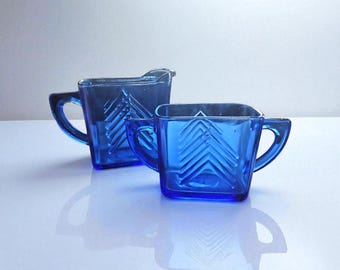 【極上激レア】 70s テクノス BLUE SKY カットガラス ETA ムーブ Hazel Atlas Cobalt Blue Depression Glass Chevron Creamer and Sugar