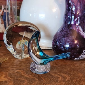 Glass figurine Vintage handblown glass Blue Bird art scupture Glower!
