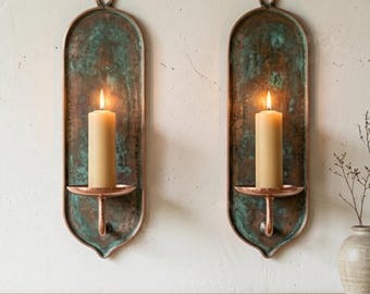Set van 2 groene, gepatineerde koperen wandkandelaars met boogvorm, handgemaakte Marokkaanse messing kandelaars