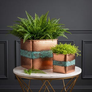 Handgjord koppar fyrkantig planteringskärna, Verdigris patina kubblomkruka, modern rustik inomhus- och utomhusträdgårdsbehållare, marockansk hantverksväxthållare