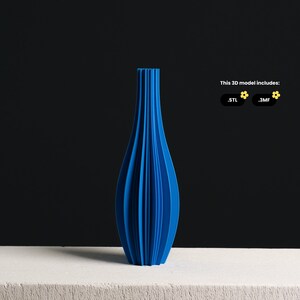 Könnte beinhalten: Eine blaue, gefaltete Keramikvase mit abgerundetem Boden und schmalem Hals. Dieses 3D-Modell enthält .STL- und .3MF-Dateien.