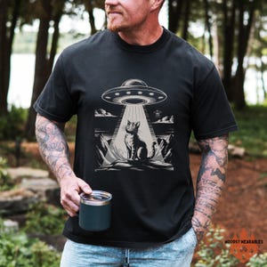 Alien Cat Abduction T-Shirt: Funny UFO Graphic Tee