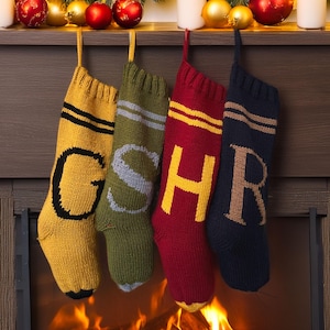 Medias navideñas con monograma Weasley, carta de presentación, regalo mágico, medias navideñas hechas a mano, personalizadas, hechas a mano para él y para ella.
