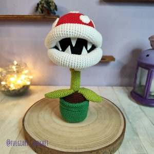 Mario piranha plant slippers -  Italia