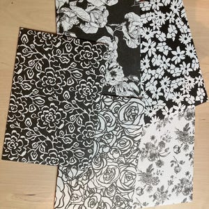 Fleurs en noir et blanc - enveloppes rectangulaires par 5 - fabrication artisanale