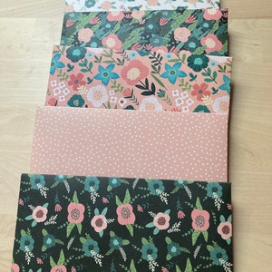 Déclinaison florale rose et vert - enveloppes rectangulaires 15.5 cm x 10.5 cm avec cartes assorties  - fabrication artisanale