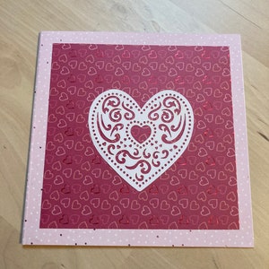 Carte double et enveloppe de Saint-Valentin - carrée 15 cm x 15 cm - fabrication artisanale