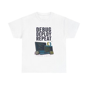 T-shirt pour développeur logiciel, T-shirt graphique « Déboguer, déployer, répéter », Cadeau pour développeur logiciel, T-shirt vintage coloré sur le thème de la carrière