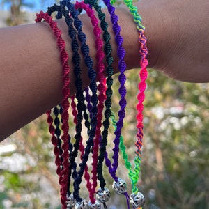 Correa de muñeca de macramé trenzado para teléfono, llavero, billetera, cámara, bastón, ligera y resistente.