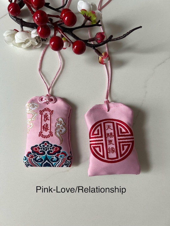Lucky charm from CHINA 富貴長春　６種類　３点セット 20pcsancient Method Gold Enamel Lucky Bag Shape Charms Matte Gold