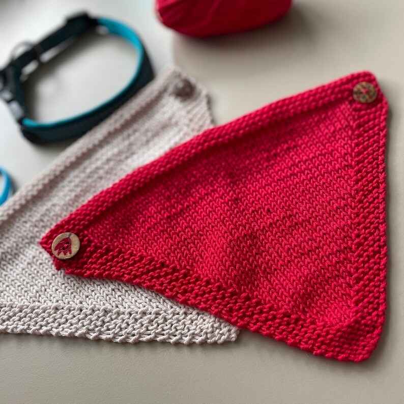 Nica Bandana Dog Bandana Over the Collar, Knitting Pattern, Dog
