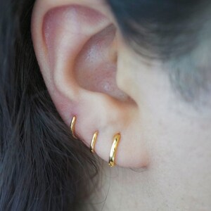 Huggie Hoop Earrings - Tiny Sterling Silver Cartilage Helix Hoops - Gold Huggie Hoops - Second Hole Earrings - Small Gold Hoop Earrings