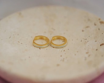 Dainty Opal Inlay Huggie Hoop Earrings・Minimalist Fire Opal Hoop Earrings・Dainty Blue Opal Gemstone Huggies・Huggies Hoops・Gift For Her, Mom