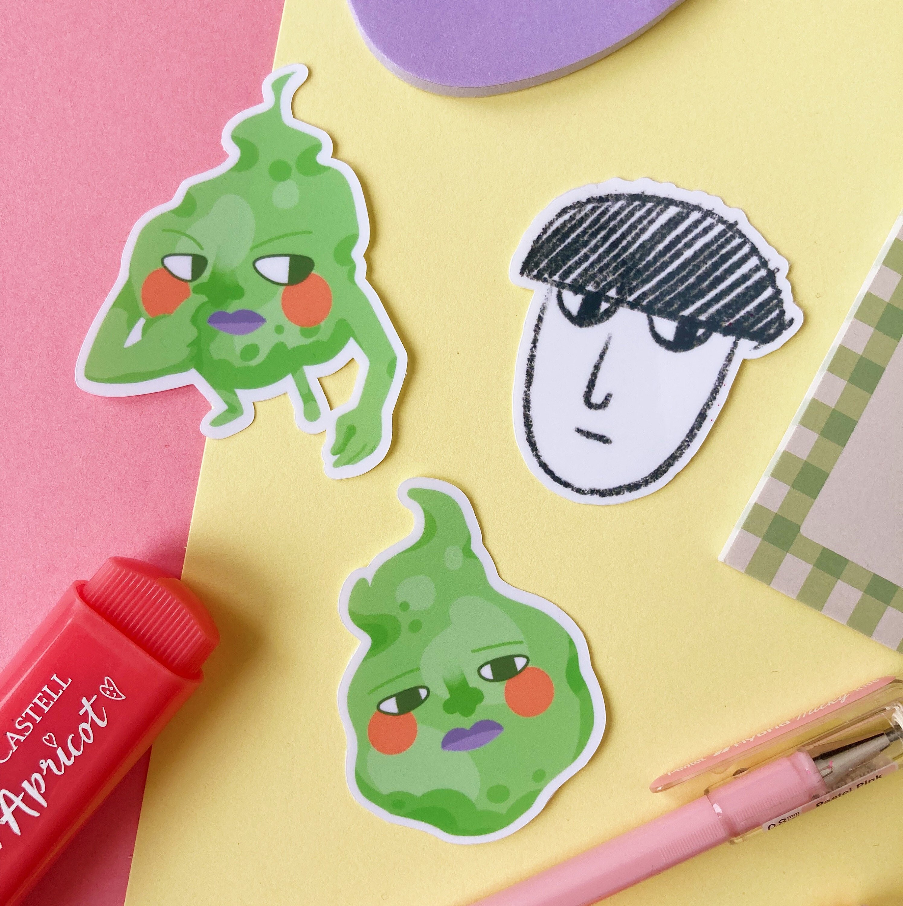 Psycho helmet and Ekubo - MP100 sticker