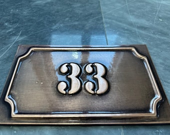 Handgemaakt koperen deurnummerbord: 9,85 x 5,90 inch (25 x 15 cm)