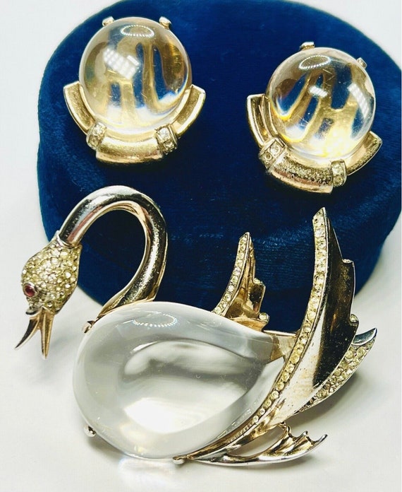 Rare Trifari Alfred Philippe Sterling & Lucite Jelly … Gem