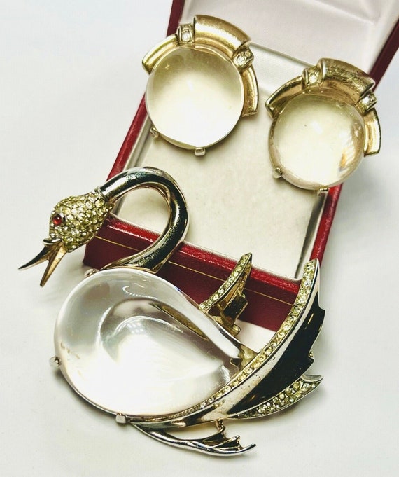 Rare Trifari Alfred Philippe Sterling & Lucite Jelly … Gem