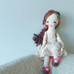 belle poupée de chiffon faite main, 40 cm, 17 pouces, poupée itinérante du bout du monde Chili
