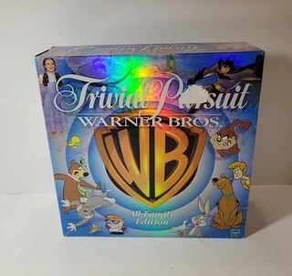 Trivial Pursuit Warner Brothers Edition - Gioco Da Tavolo Per Tutta La Famiglia Con Oltre 2000 Domande