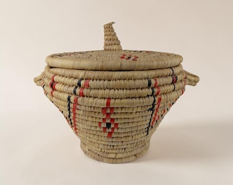 Native American Tlingit Alaska Lidded Basket Coil Geometric Design Alaskan