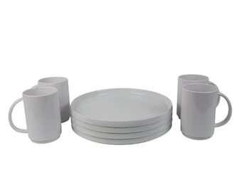 Oblique PMC Melmac Melamin Tallrikar & Muggar Stapelbara Gula Set med 8 70-tals MCM