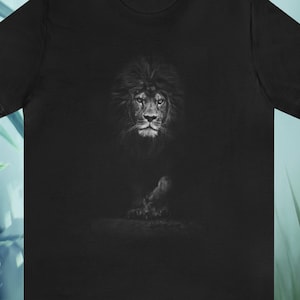 Lion Graphic Tee: Black and White Animal Print Shirt