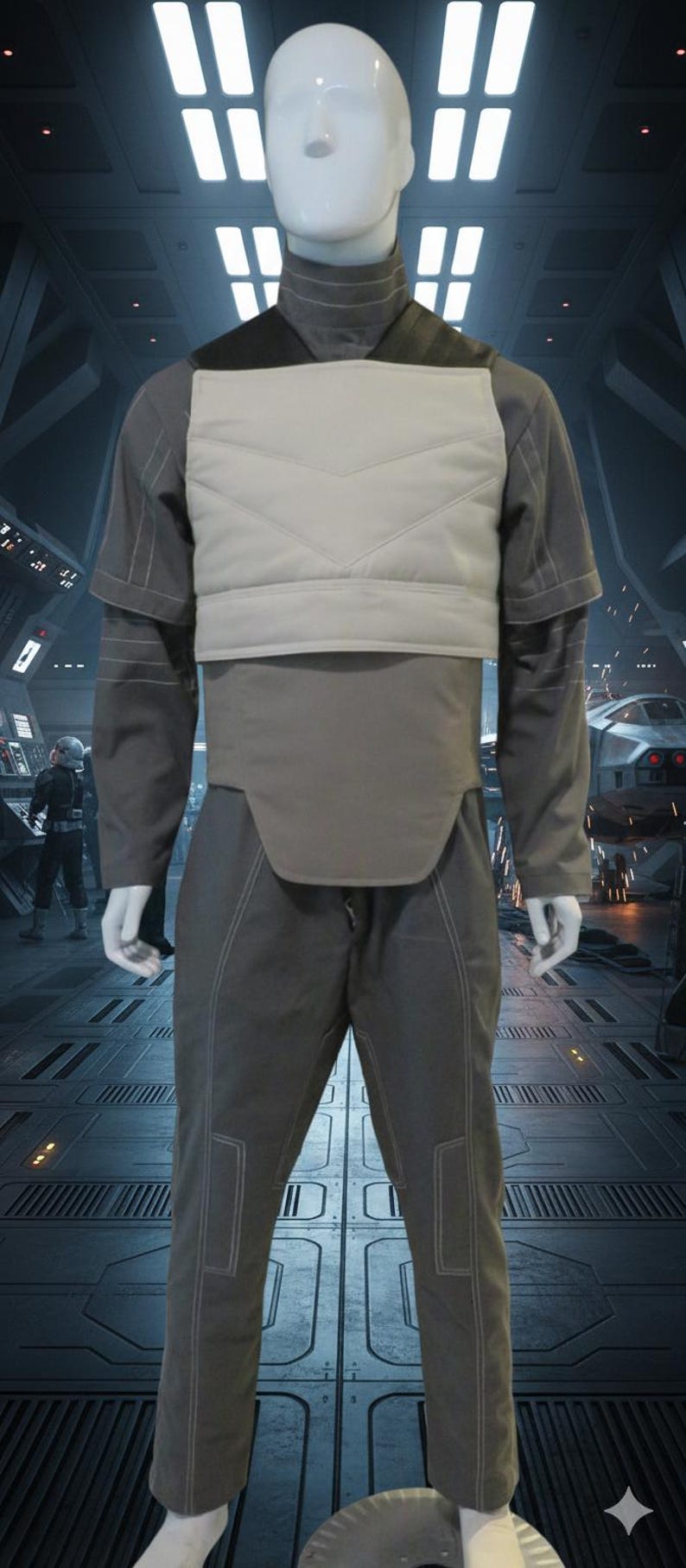 Puede incluir: Un letrero de madera r&uacute;stica con la frase "Welcome to our home" en letras blancas. El letrero presenta un acabado envejecido y un dise&ntilde;o sencillo y acogedor.