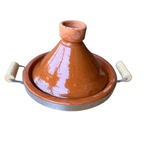 Moroccan Handmade Clay Cooking Tagine - Terracotta Tagine - This Tajine is perfectly sized to serve 3-4 people - Tajine 20cm
