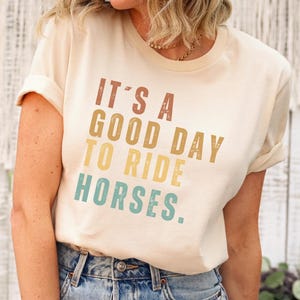 Horse Shirt, Horse Gifts, Gift For Horse, Horse Lover Tee, Horse Lovers Gift, Animal Lover Gift, Country Shirt, Farm Animal Shirts, Cowgirl