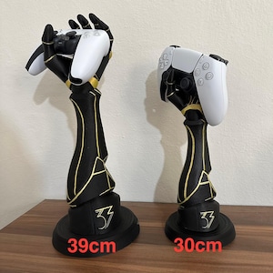 Gustave Hand Figur & PS4 - PS5 - XBox Controller Stand - Expedition 33 Sammler | 30cm-39cm Bild 2