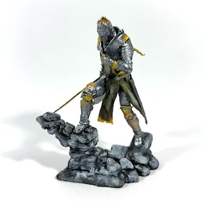 Soul of Cinder - Dark Souls 3 Resin Statue – Handcrafted Collectible Figure, Gamer Gift, Unique Soulslike Decor for Fans & Collectors