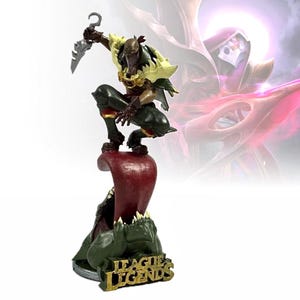Pyke League of Legends Resin Figurine | Handcrafted Assassin Statue | Gamer Gift | Custom Resin Figure | Unique LoL Collectible | Desk Decor