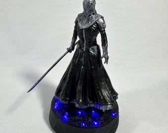 ダークファンタジーキャラクター フィギュア LEDライト付き ダークソウル3 ユリア・オブ・ロンドール LED樹脂フィギュア | 手作り