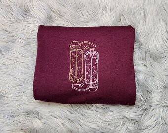 Cowgirl Boots Embroidered  Crewneck Shirt -  Western Style Shirt - Gift for her