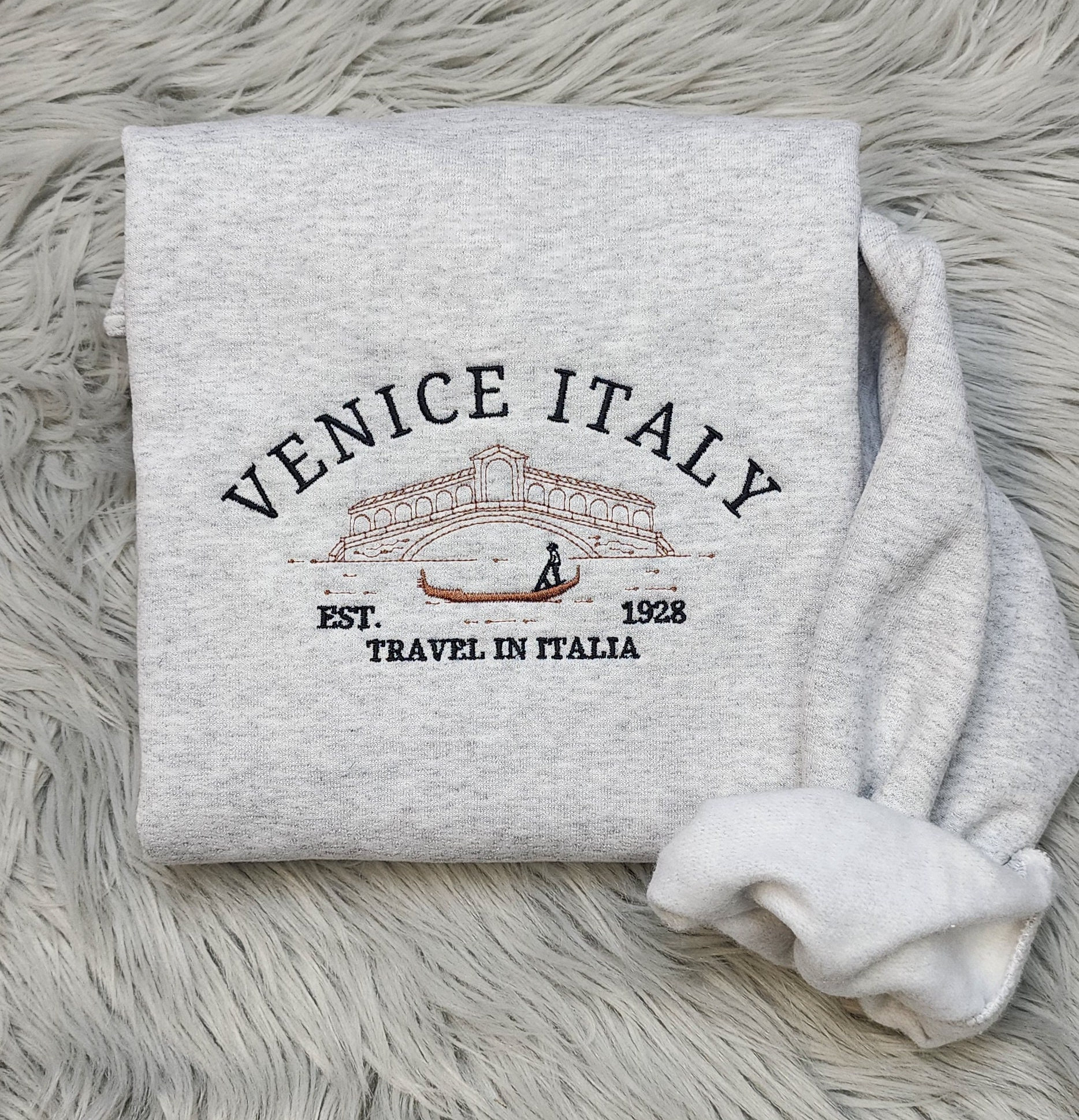 Embroidered Venice Italy Sweatshirt - Travel In Italy Unisex Sweatshirt great for men and women Sweatshirt or Hooded Sweatshirt