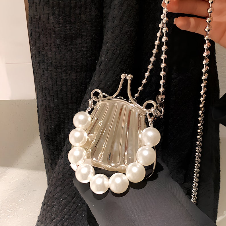 Lerpwige Stroh Clutch Handtasche - Sommer Strandtasche Mit Muscheldesign