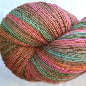 Wool yarn for knitting, High quality multicolor  green , pink striped wool yarn. Natural lanolin yarn