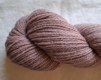 Handgefärbte altrosa Schurwolle: Fine Lace Lace, 300 m