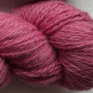 Wool yarn for knitting, High quality pink  merino wool yarn. Natural lanolin yarn.