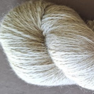 Wool yarn for knitting, High quality  undyed wool yarn. Natural lanolin yarn.