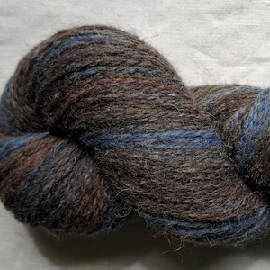 Wool yarn for knitting, High quality multicolor dark brown with blue  , striped wool yarn. Natural lanolin yarn.