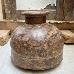 Indischer Antik Eisen Topf Vintage Poliert Eisen Pflanzer Outdoor Pflanzer Eisen Gada Rustikale Eisen Pflanzer Tisch Dekor Indische Kunst