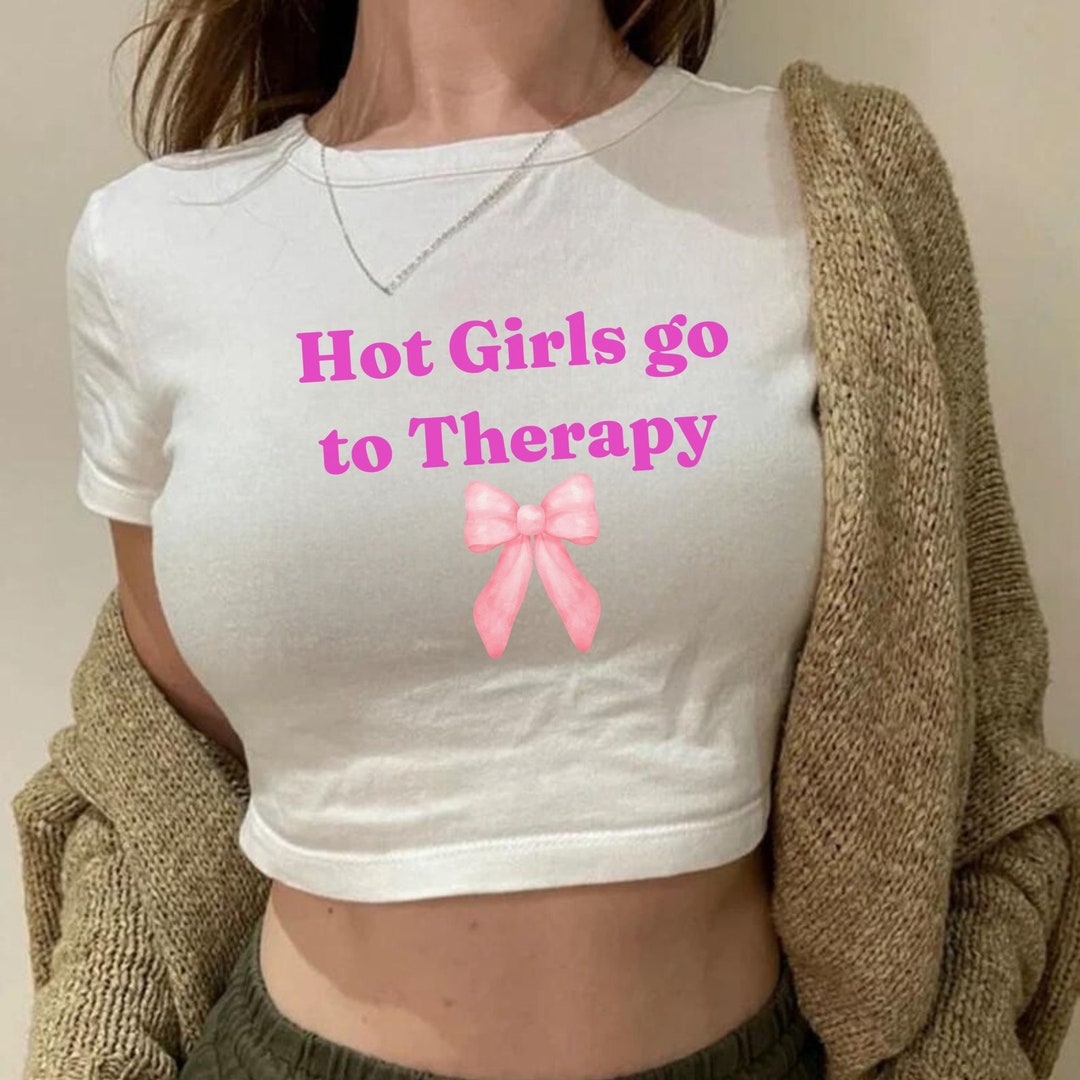 90 Logo Girl Cropped Tee – YZ