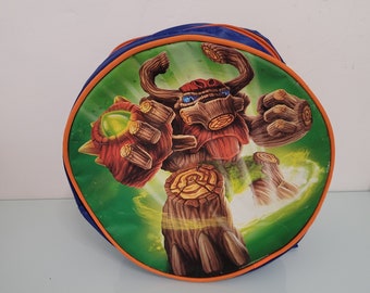 New children's backpack tasted giant skylanders