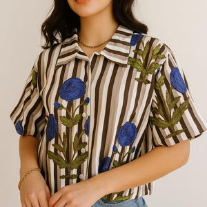 Floral Strip Print Cotton Crop Top: Women&#39;s Loose Fit Summer Shirt